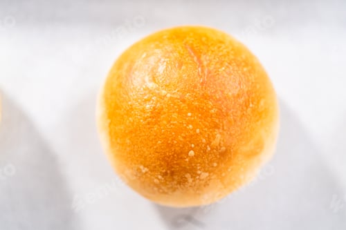 Preview: Dinner rolls