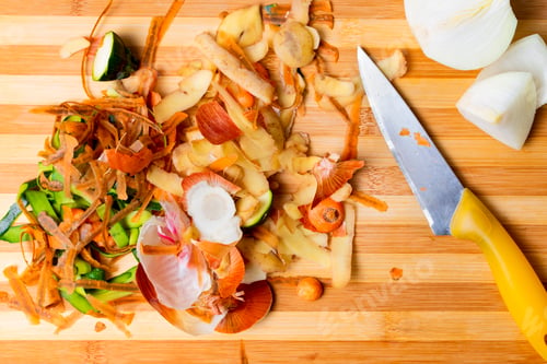 Preview: Residues of vegetables that remain after cooking.
