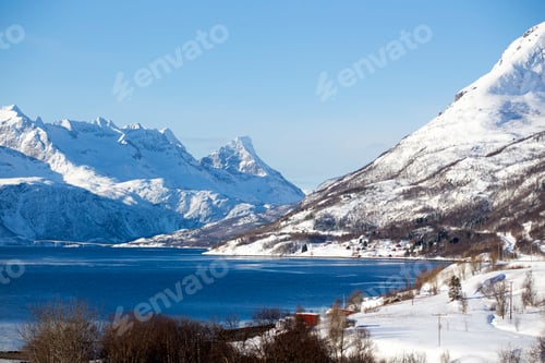 Preview: beautiful norwegian landscape