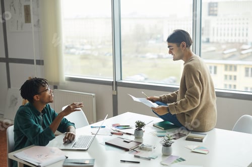 Preview: Two businessmen working together