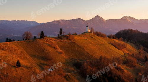 Preview: Jamnik church on an autumn morning