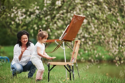 Preview: Now let's try what you learned. Teaching granddaughter how to paint. In the natural parkland