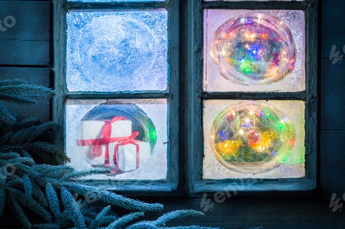 Preview: Gorgeous gifts for Christmas in frozen window