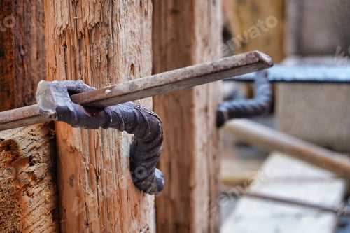 Preview: Wooden planks with fasteners