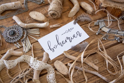 Preview: Card with the text BOHEMIAN with bohemian decorations