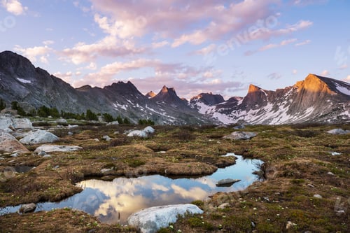 Preview: Wind river range
