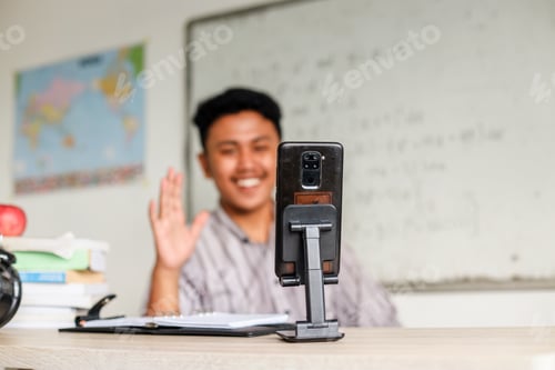 Preview: Online teacher say hi to the camera