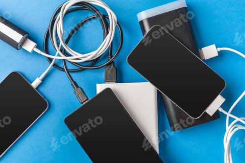 Preview: phone mobile connect to battery power bank
