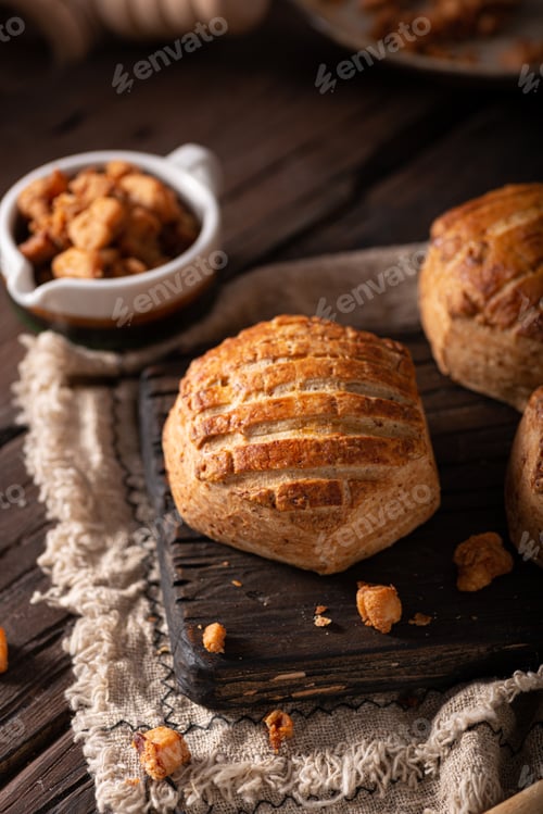 Preview: Pork greaves bun