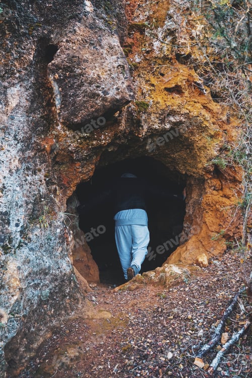 Preview: Young man get in into a dark cave