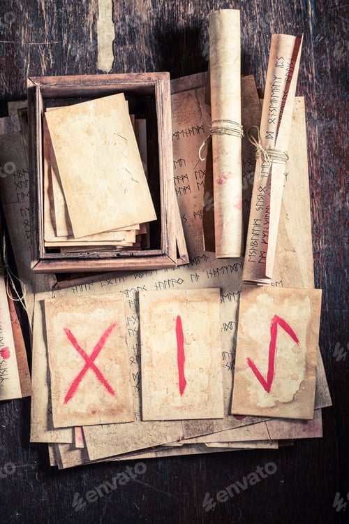Preview: Extraordinary fortune teller from rune cards based on futhark alphabet