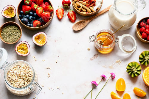 Preview: Healthy oatmeal recipe with fruits and nuts