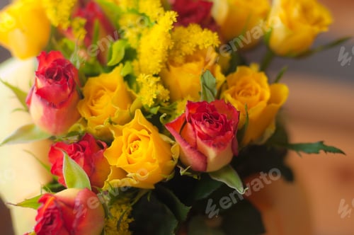 Preview: Beautiful yellow and red roses bouquet. A perfect gift for someone you love