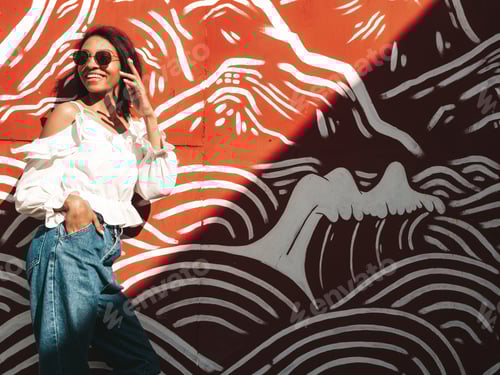 Vista previa: Retrato de joven hermosa mujer negra