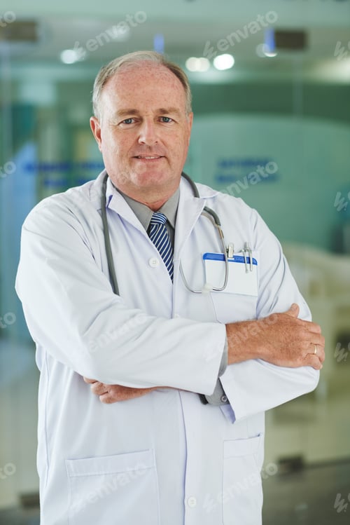 Preview: Experienced doctor