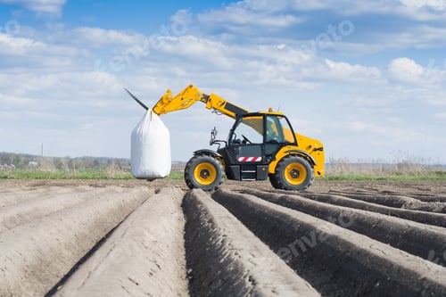 Preview: planting potatoes