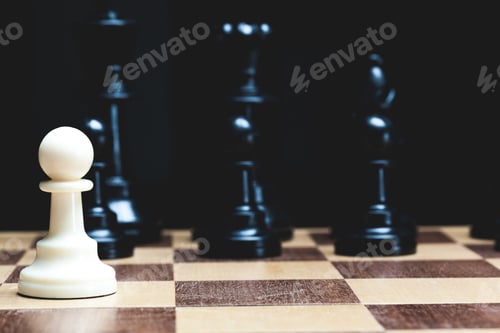Preview: Chess board with figures