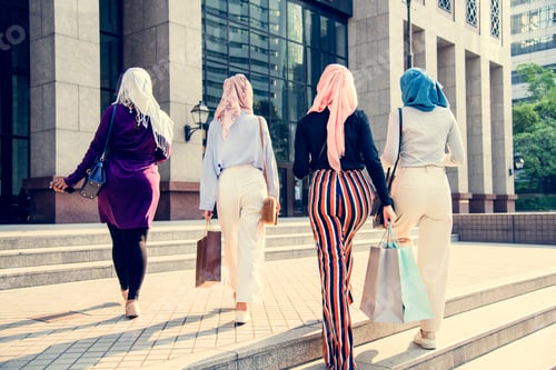 Preview: Islamic women friends shopping together on the weekend