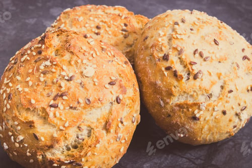 Preview: Fresh baked crunchy rolls or bread