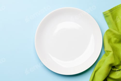 Preview: Empty plate and towel