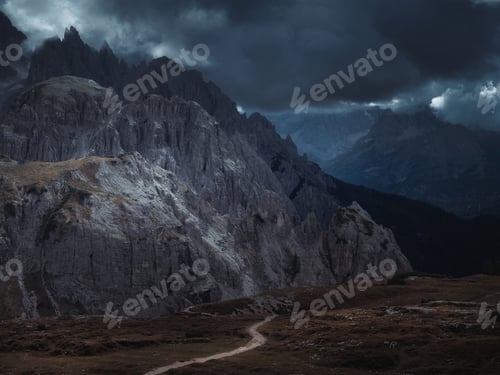Preview: Cadini di Misurina mountains, Dolomites, Italy