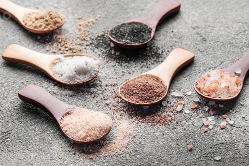 Preview: Spoons with assorted speciality salt