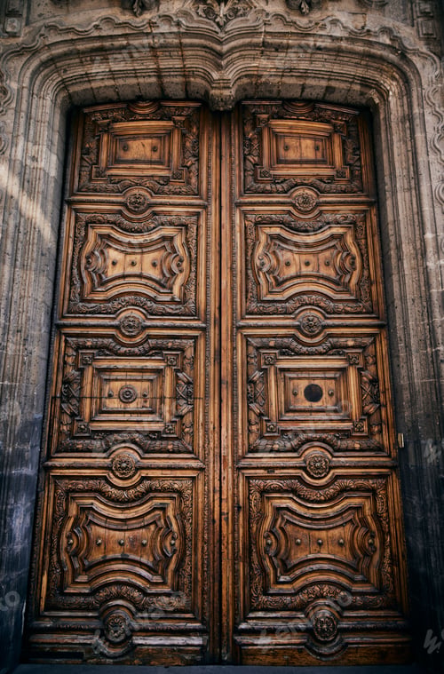 Preview: Vintage Massive wooden door with ornaments