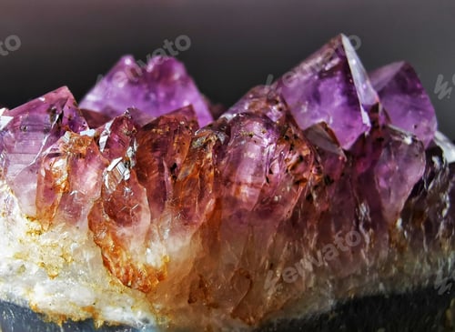 Preview: Closeup of the shiny purple beautiful amethyst gemstone