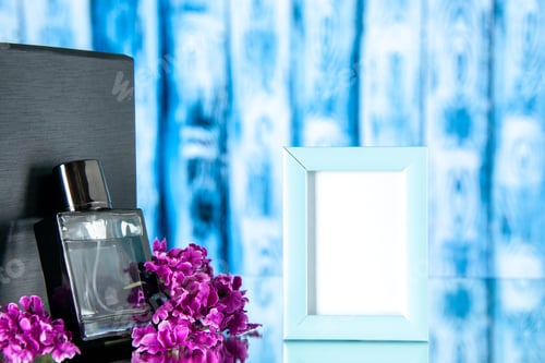 Preview: front view black fragnance with blue picture frame on light blue background love present portrait