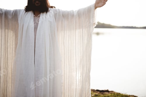 Preview: Scene - Jesus christ praying with a blurred shoreline in the background