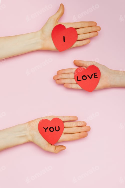 Preview: Hands and hearts