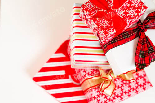Preview: Presents