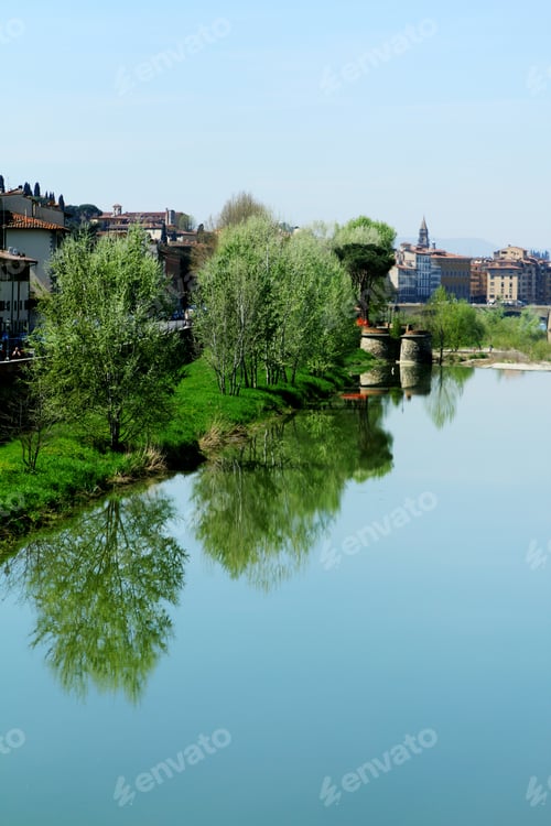 Preview: The River Arno - Florence, Italy