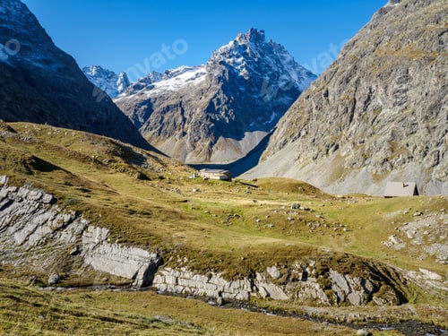 Preview: Alpe de Villar d'Arene huts in Ecins national park, France