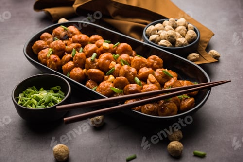 Preview: Glycine max Chunks or Soya Chunk Manchurian dry or with Gravy