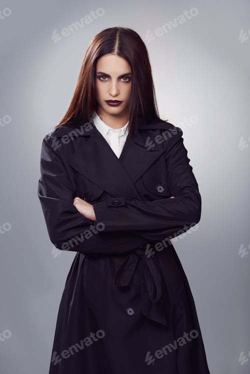 Preview: Dark beauty
