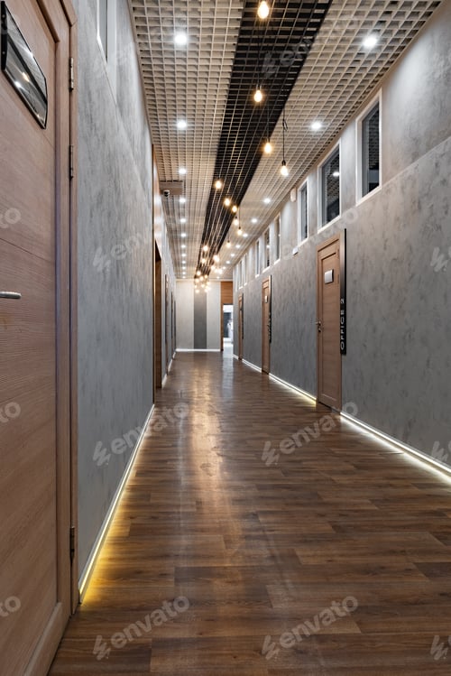 Preview: Long empty hall in new business office