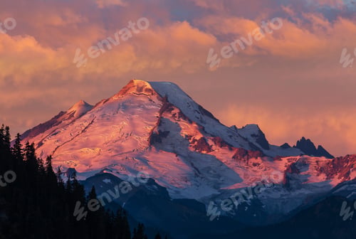 Preview: Mt Rainier