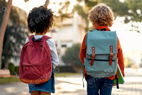 Preview: School children on the street