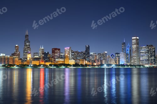 Preview: Chicago, Illinois, USA Downtown Skyline from Lake Michigan