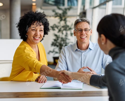 Preview: Young business people working in the office