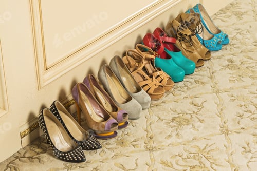 Preview: Different female shoes on high heels