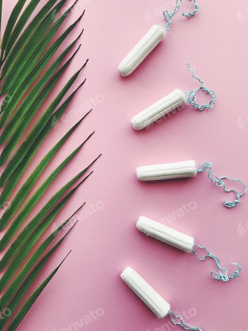 Preview: Tampons on pale pink background