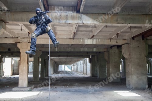 Preview: rappeling assault