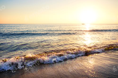 Preview: Sandy beach with waves