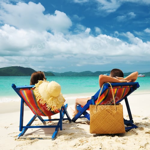 Preview: Couple On A Tropical Beach