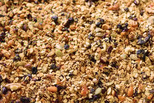 Preview: Nutritious Granola with Oats, Dried Fruit and Seeds