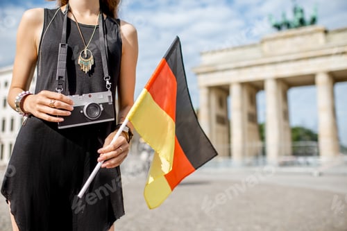 Preview: Woman traveling in Berlin
