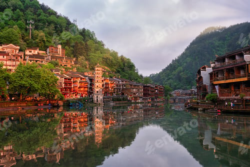Preview: Feng Huang Ancient Town (Phoenix Ancient Town) , China