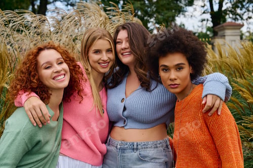Preview: Celebrating friendship and fashion in the vibrant spring park